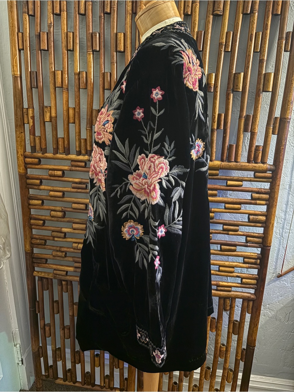 Kyla SEO VELVET KIMONO EMBROIDERED JOHNNY WAS INSPIRED BOHO CHIC jacket SZ 1X - Picture 3 of 8